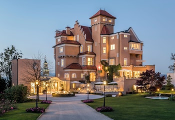Schloss Mönchstein Hotel