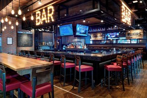 Breakfast, lunch and dinner served