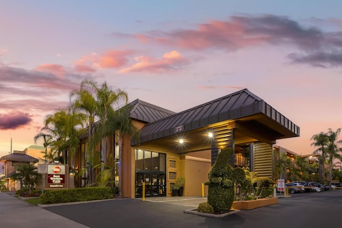 Best Western Plus Stovall's Inn