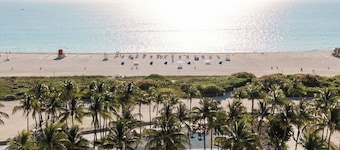 Leslie Hotel Ocean Drive