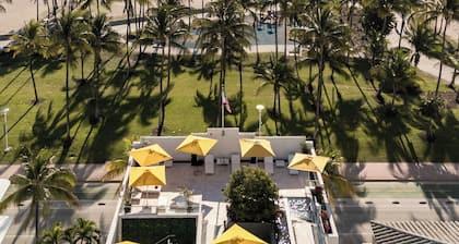 Leslie Hotel Ocean Drive