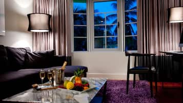 Leslie Ocean Suite | Vista do quarto