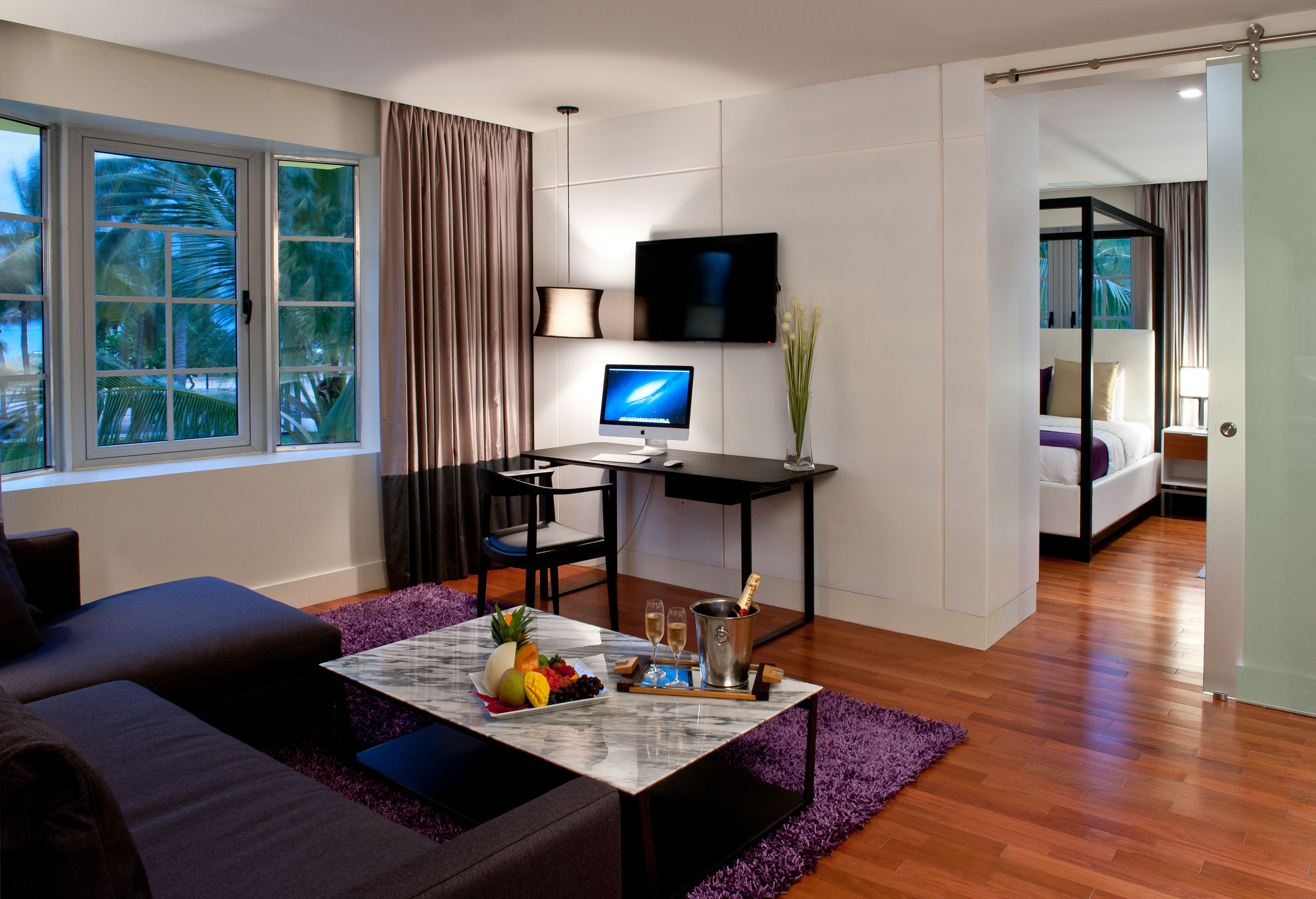 leslie ocean suite  | living room | flat-screen tv, ipod dock