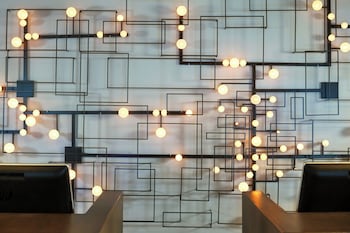 Reception area at Le Meridien Atlanta Perimeter by Marriott