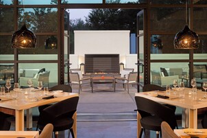 Breakfast, lunch, dinner served; international cuisine 