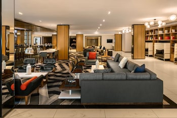 Hotel entrance and lobby at Le Meridien Atlanta Perimeter by Marriott