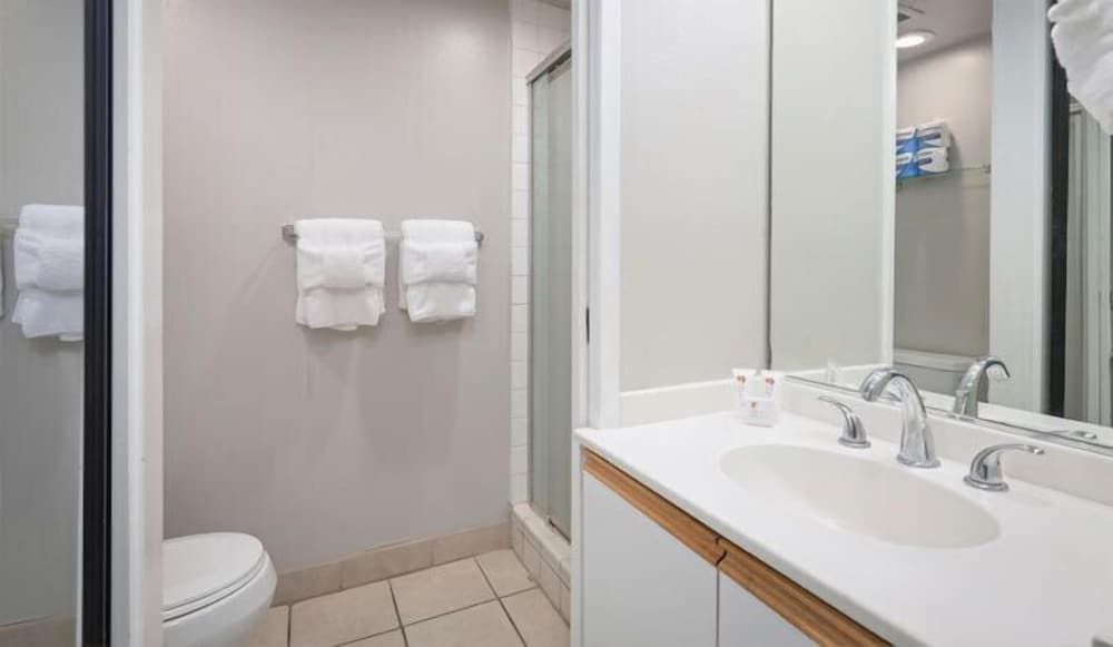 Kona Islander Vacation Club photo 5