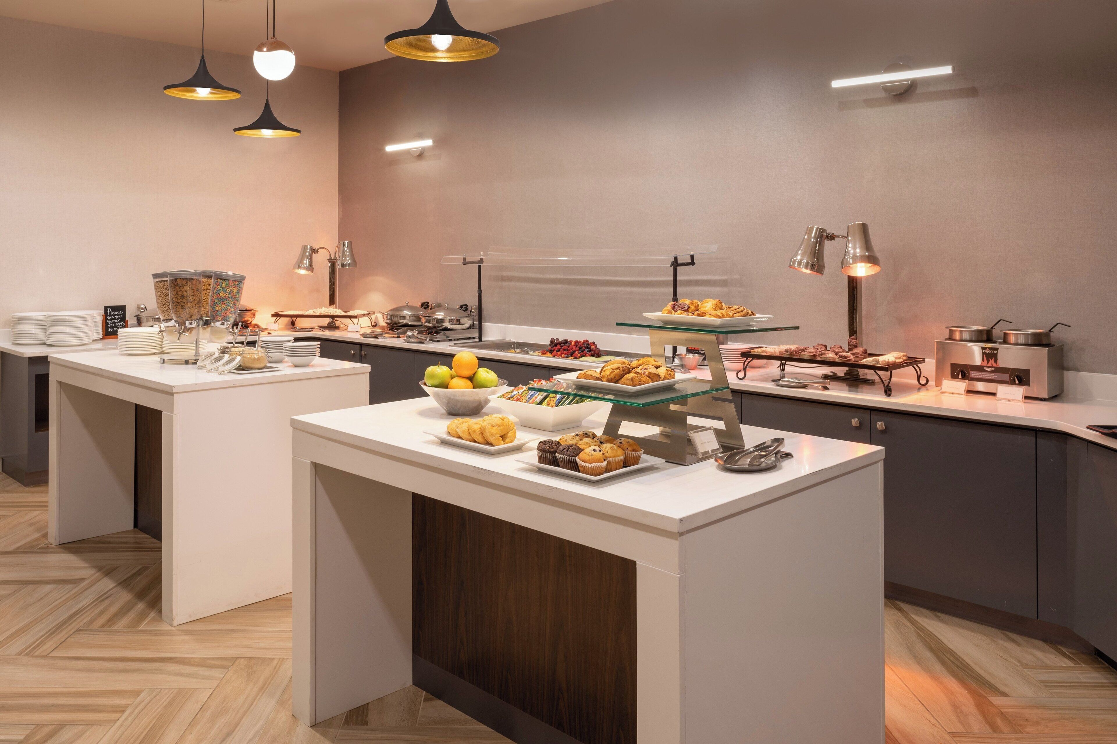 daily full breakfast (usd 19.95 per person)