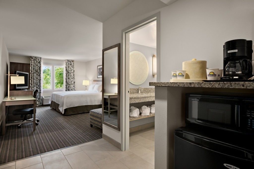 Premium bedding, pillowtop beds, in-room safe, desk