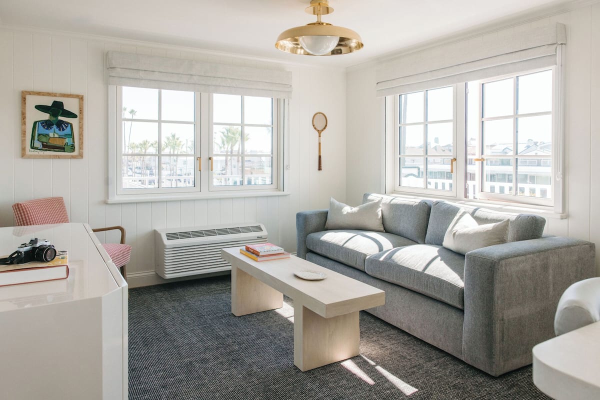 Suite, 1 King-Bett und Schlafsofa | 1 Schlafzimmer, hochwertige Bettwaren, Pillowtop-Betten, Zimmersafe