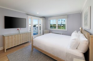 Suite, 2 Bedrooms (Balboa) | Premium bedding, pillowtop beds, in-room safe, individually decorated - Bay Shores Peninsula Hotel (Newport Beach)