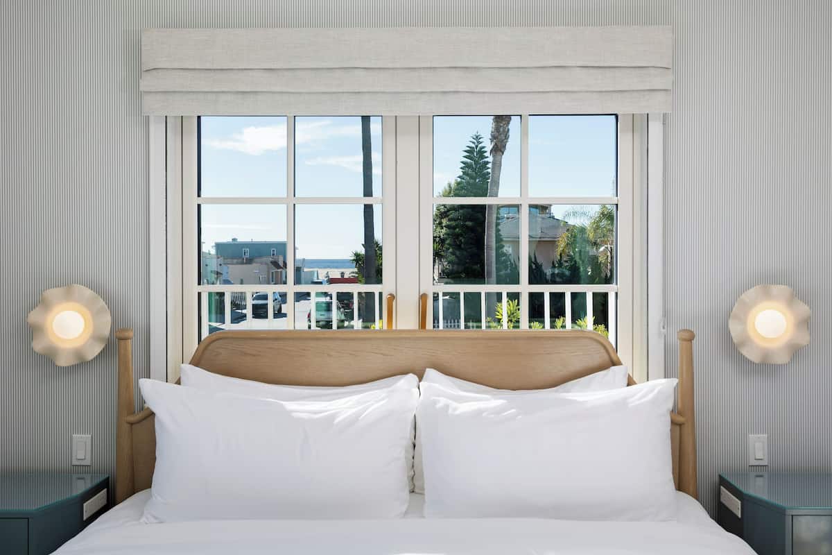 Rom, 1 kingsize-seng, havutsikt | Utsikt mot strand/hav