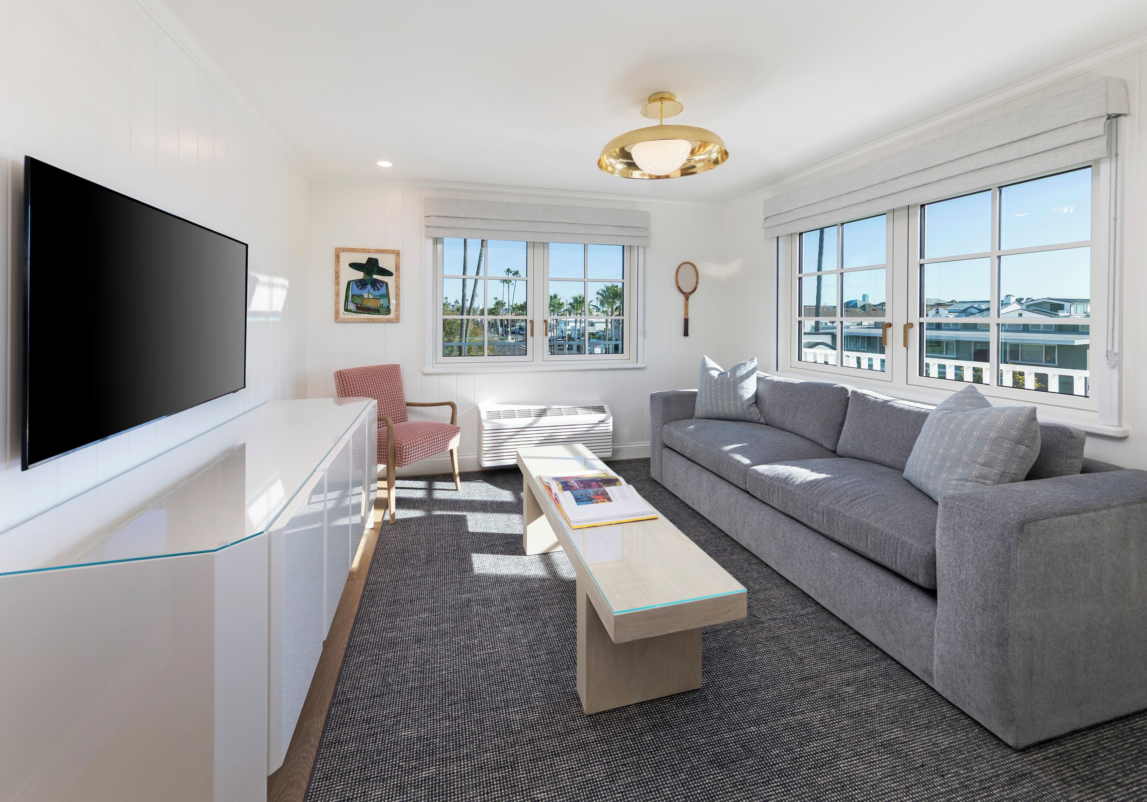 套房, 1 张特大床和 1 张沙发床 | 高档床上用品、加厚床垫、客房内保险箱、特色装修