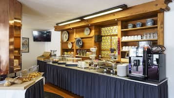 Petit déjeuner buffet compris tous les jours