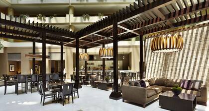 Embassy Suites by Hilton Crystal City National Airport