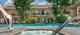 Best Western Plus Sonora Oaks Hotel & Conference Center