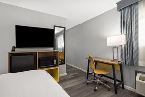 Suite, 2 Queen Beds, Non Smoking | Premium bedding, in-room safe, desk, laptop workspace - Days Inn by Wyndham Gatesville (Gatesville)