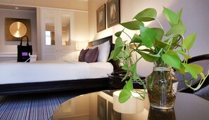 Premier Sustainability Room | 1 chambre, minibar, coffres-forts dans les chambres, bureau