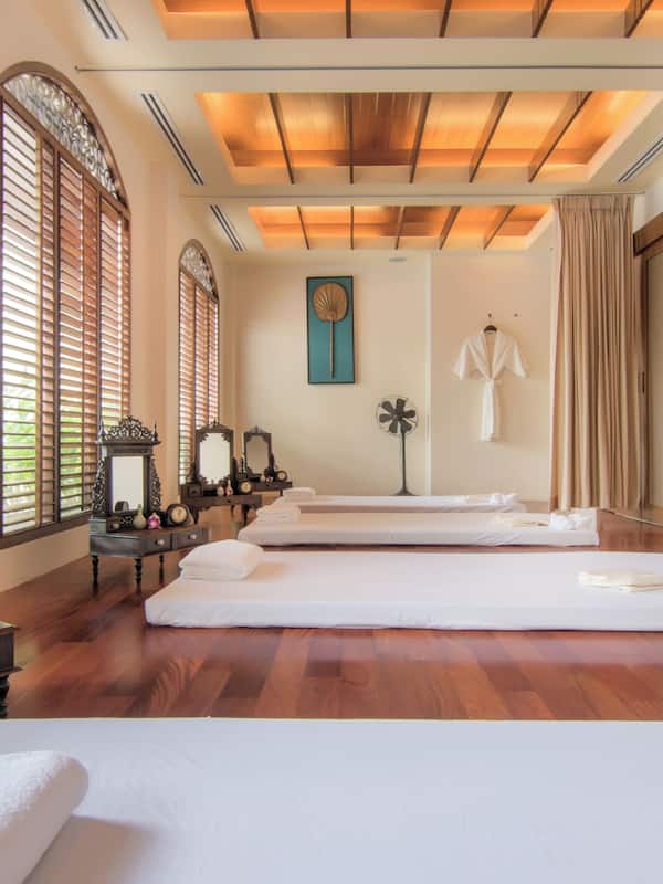 Salas de tratamientos para parejas, bañera de hidromasaje, baño turco