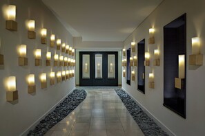Behandelingskamers voor koppels, een sauna, een bubbelbad, een stoombad
