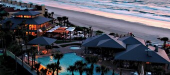 鋸齒草萬豪高爾夫水療渡假村