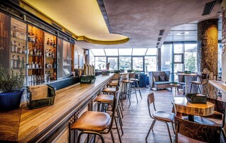 Bar (in der Unterkunft)