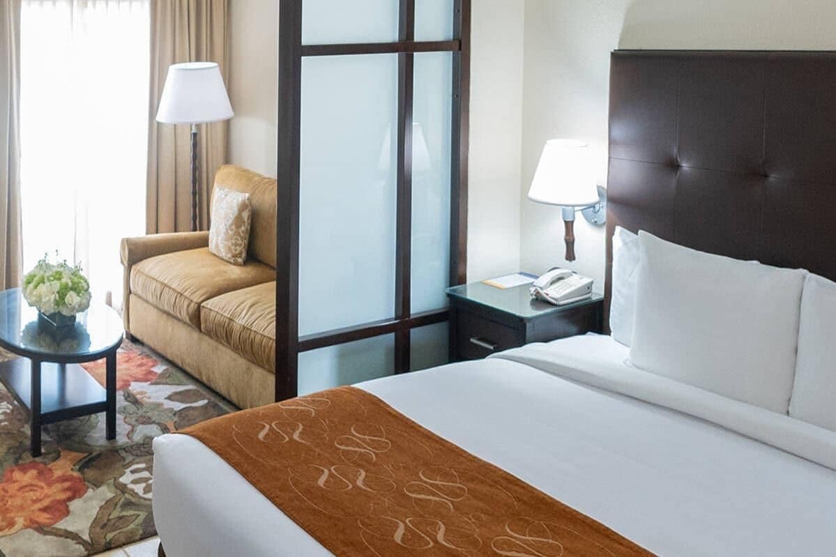 Photo - Comfort Suites Paradise Island