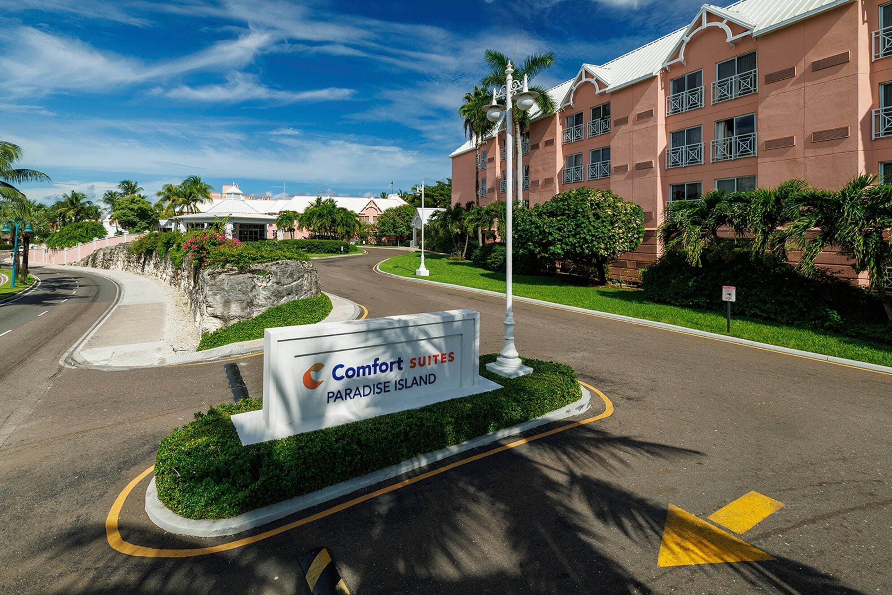 Photo - Comfort Suites Paradise Island