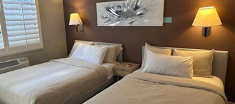Cabana Inn & Suites