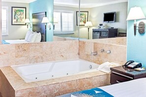 Studio Deluxe, 1 chambre | Salle de bain | Articles de toilette gratuits, sèche-cheveux, serviettes fournies