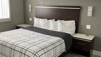 Studiosuite – elite | Skrivebord, strykejern/-brett, wi-fi (inkludert) og sengetøy