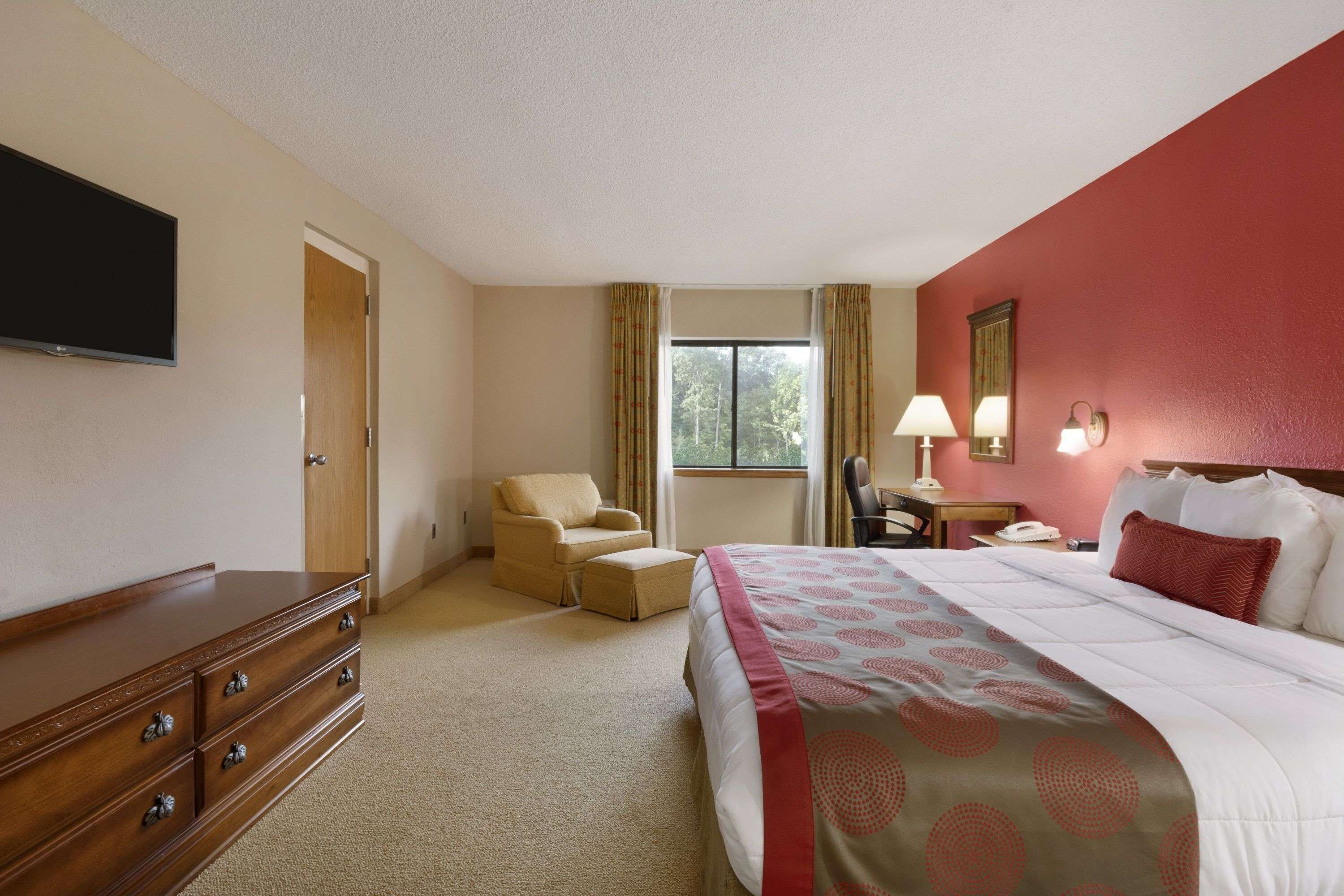 In-room safe, desk, iron/ironing board, free cribs/infant beds