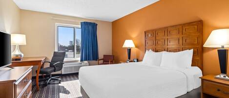 Desk, iron/ironing board, free WiFi, bed sheets