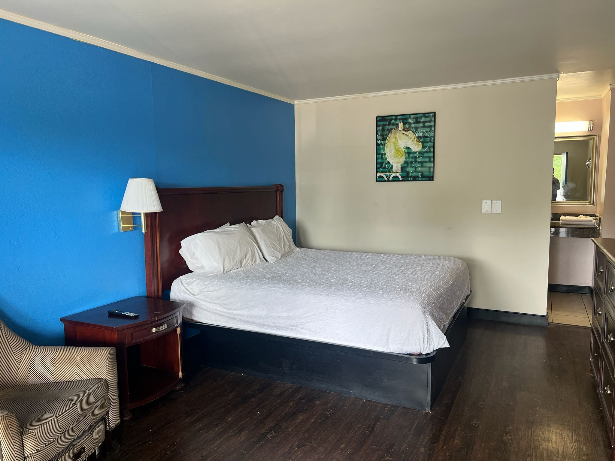 Desk, iron/ironing board, free WiFi, bed sheets