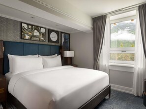 Room, 1 Queen Bed (Fairmont View) | Mountain view