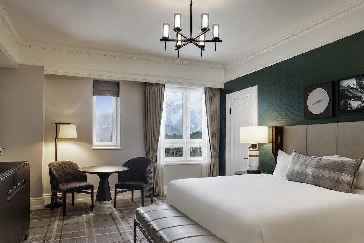 Deluxe Room, 1 King Bed