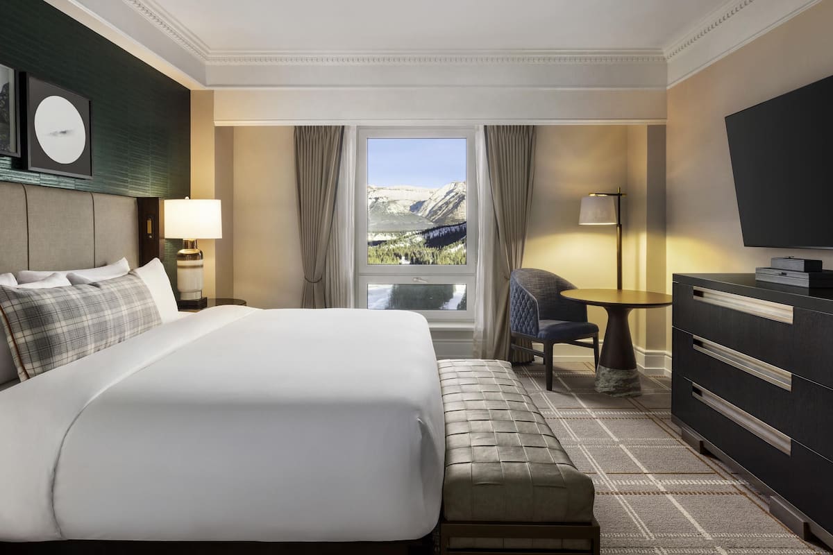 Room, 1 King Bed (Fairmont View) | Premium bedding, down comforters, in-room safe, desk
