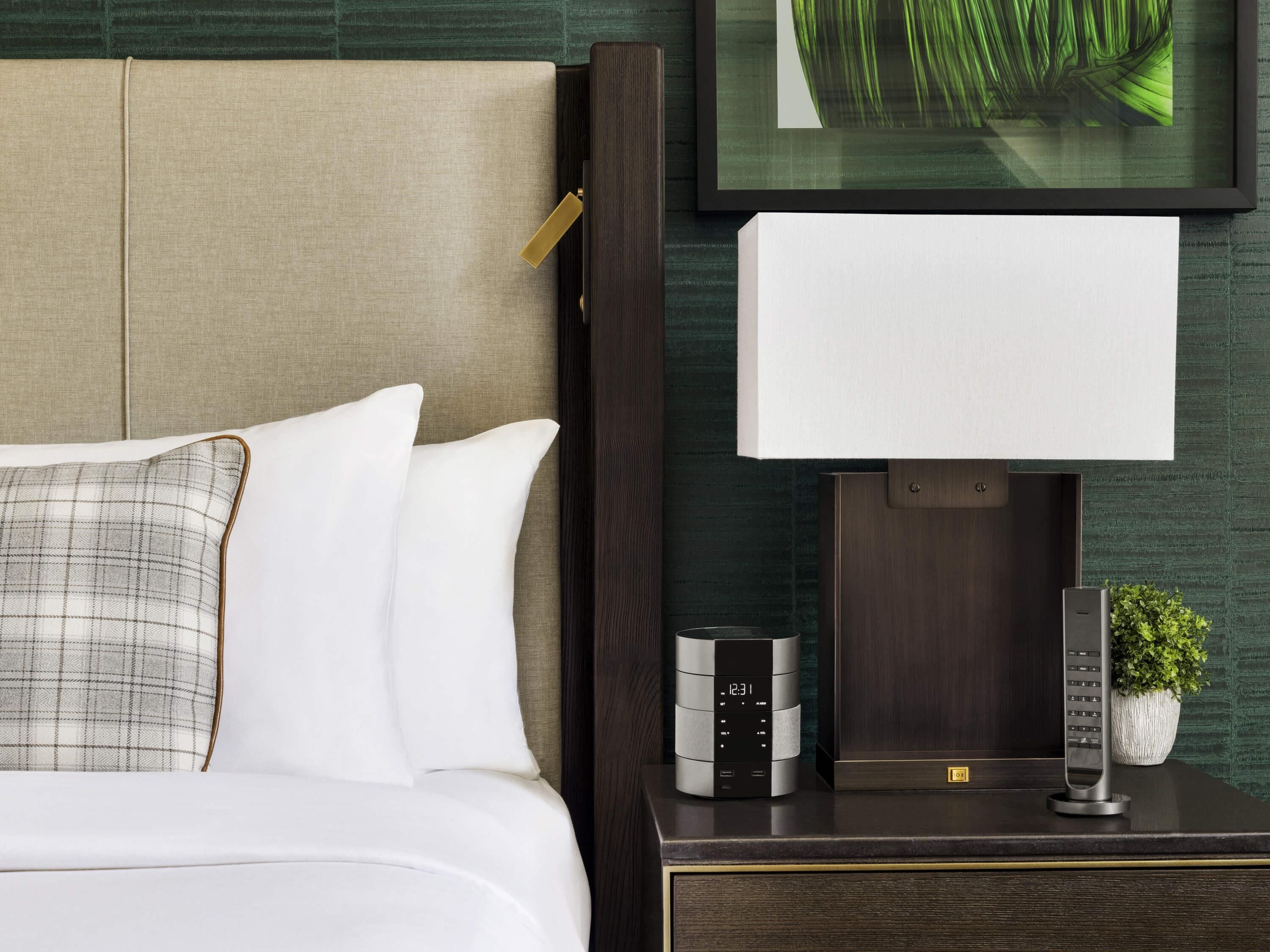 Deluxe Room, 2 Double Beds, Mountain View | Premium bedding, down comforters, in-room safe, desk