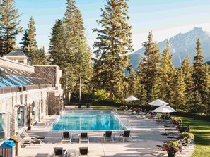 3 bars/lounges - Fairmont Banff Springs (Banff)