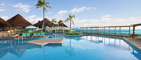 Outdoor pool, pool umbrellas, sun loungers