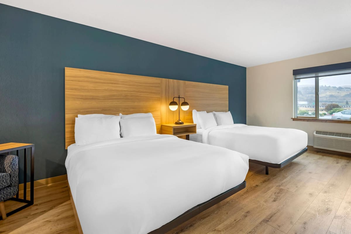 Room, 2 Queen Beds, Accessible, Non Smoking