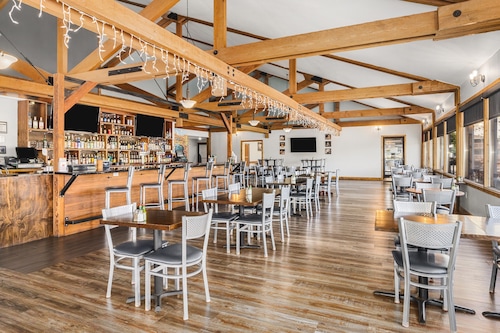 Columbia River Inn and Conference Center, Ascend Hotel Collection