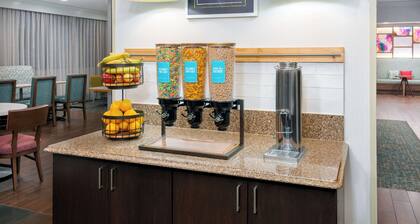 Hampton Inn Buffalo-Airport / Galleria Mall
