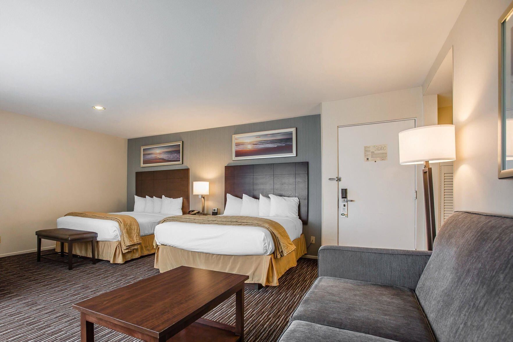 Pillowtop beds, in-room safe, desk, laptop workspace