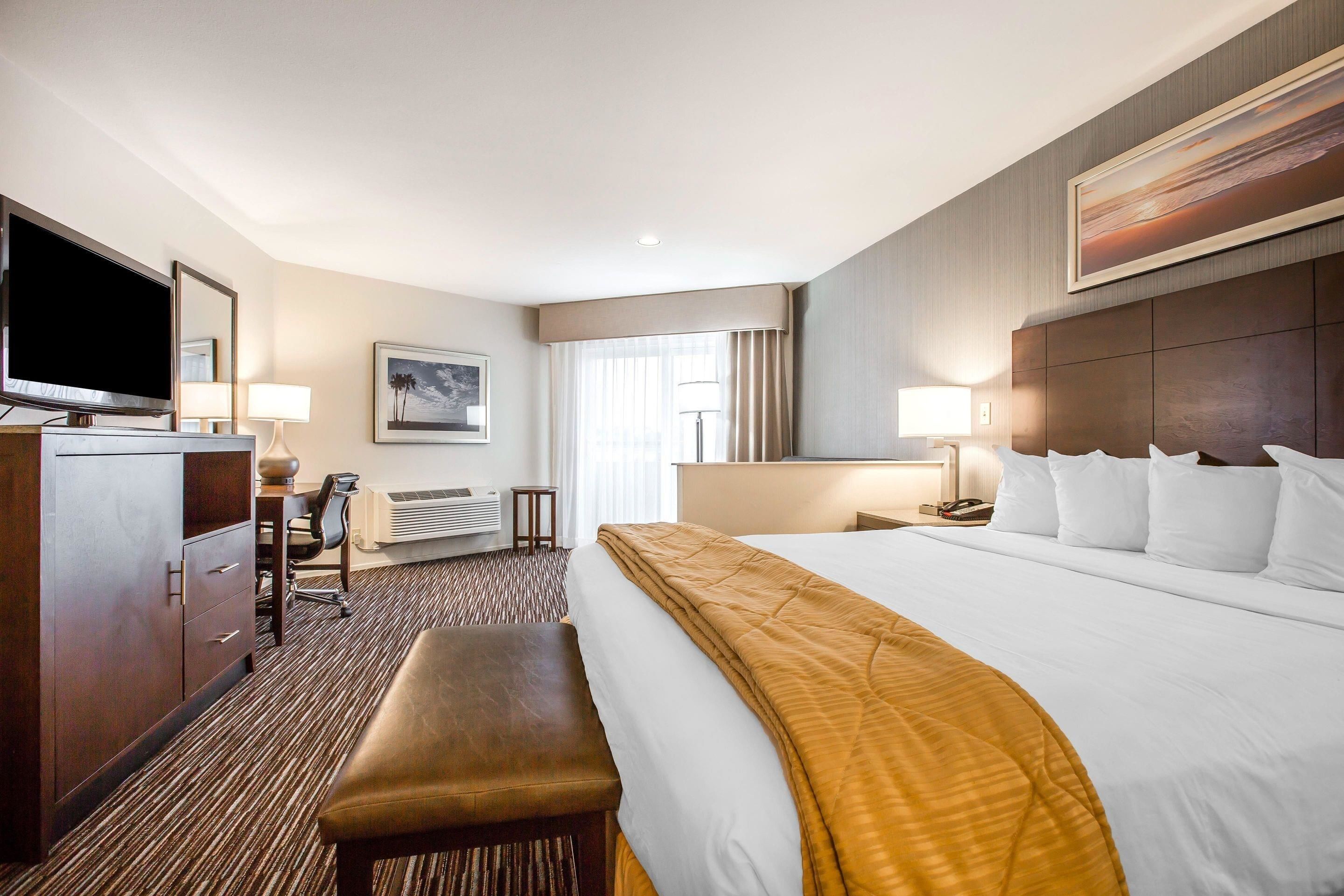 1 bedroom, pillow-top beds, in-room safe, desk