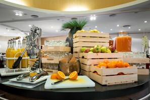 Petit déjeuner préparé sur commande (90 PLN par personne)