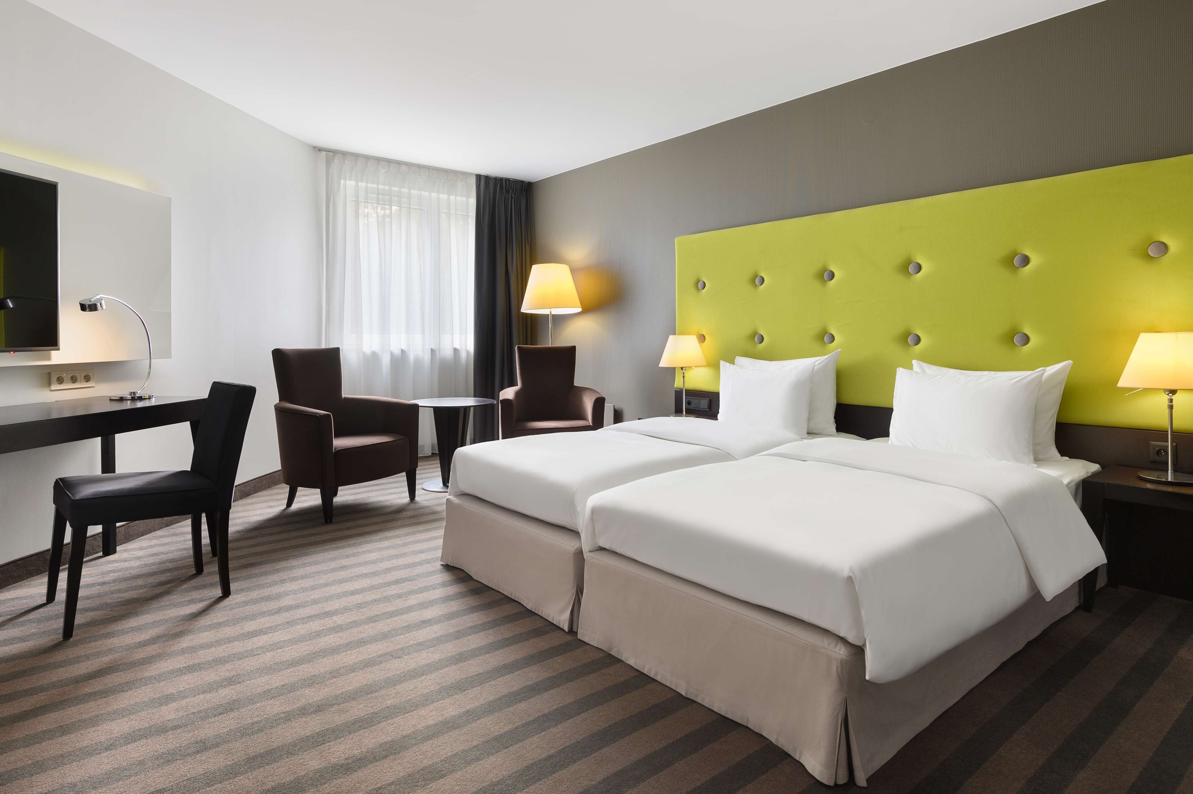 premium room | 1 bedroom, minibar, in-room safe, desk