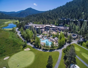 Exterior - Everline Resort and Spa, Lake Tahoe (Olympic Valley)