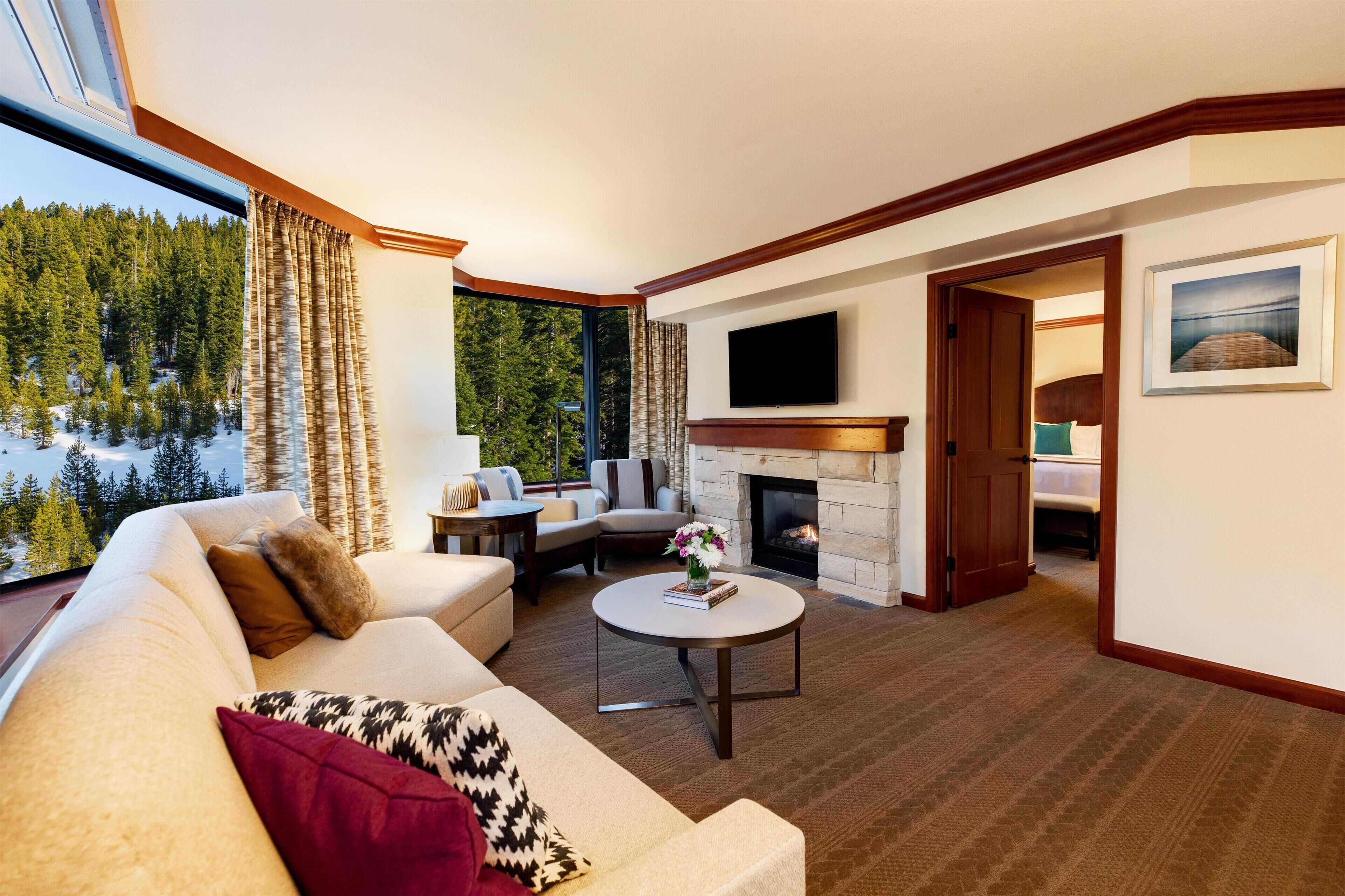 Deluxe Suite, Fireplace, Valley View (Forest View) | Premium bedding, in-room safe, desk, blackout drapes