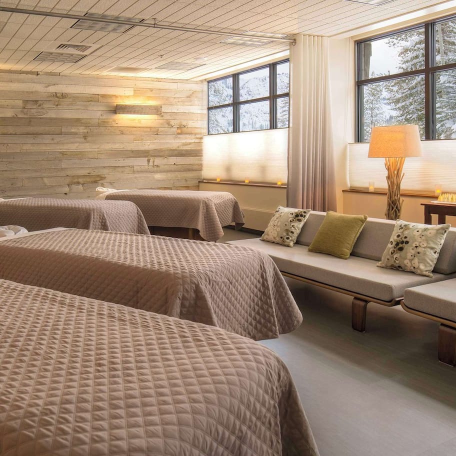 Sauna, steam room, body treatments, aromatherapy, hot stone massages